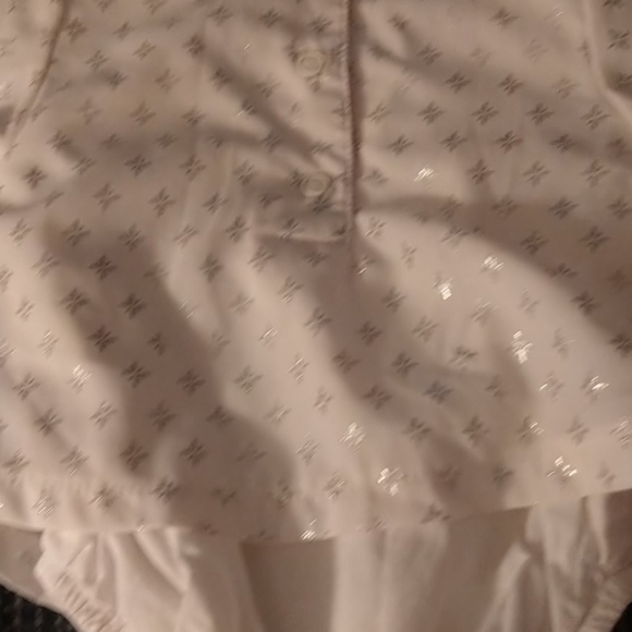 Onsie - Picture 2 of 2